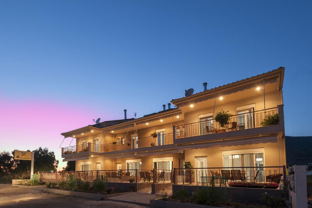 4 Seasons Villas 플라타리아 객실 사진