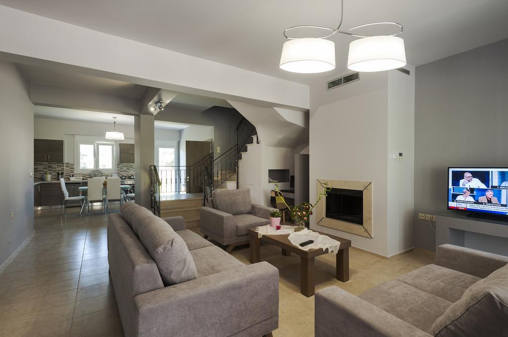 4 Seasons Villas 플라타리아 객실 사진